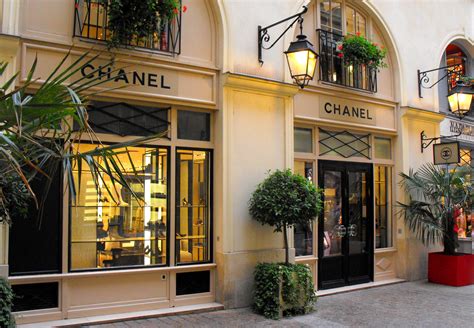 chanel magasin a paris|chanel store locations in paris.